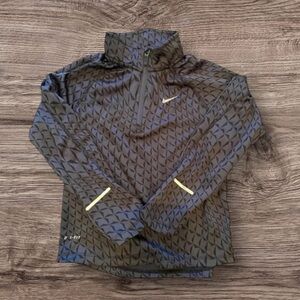 NIKE DRI FIT EUC ZIP RUNNING TOP SHIRT SWEATSHIRT BOYS GIRLS SIZE 7